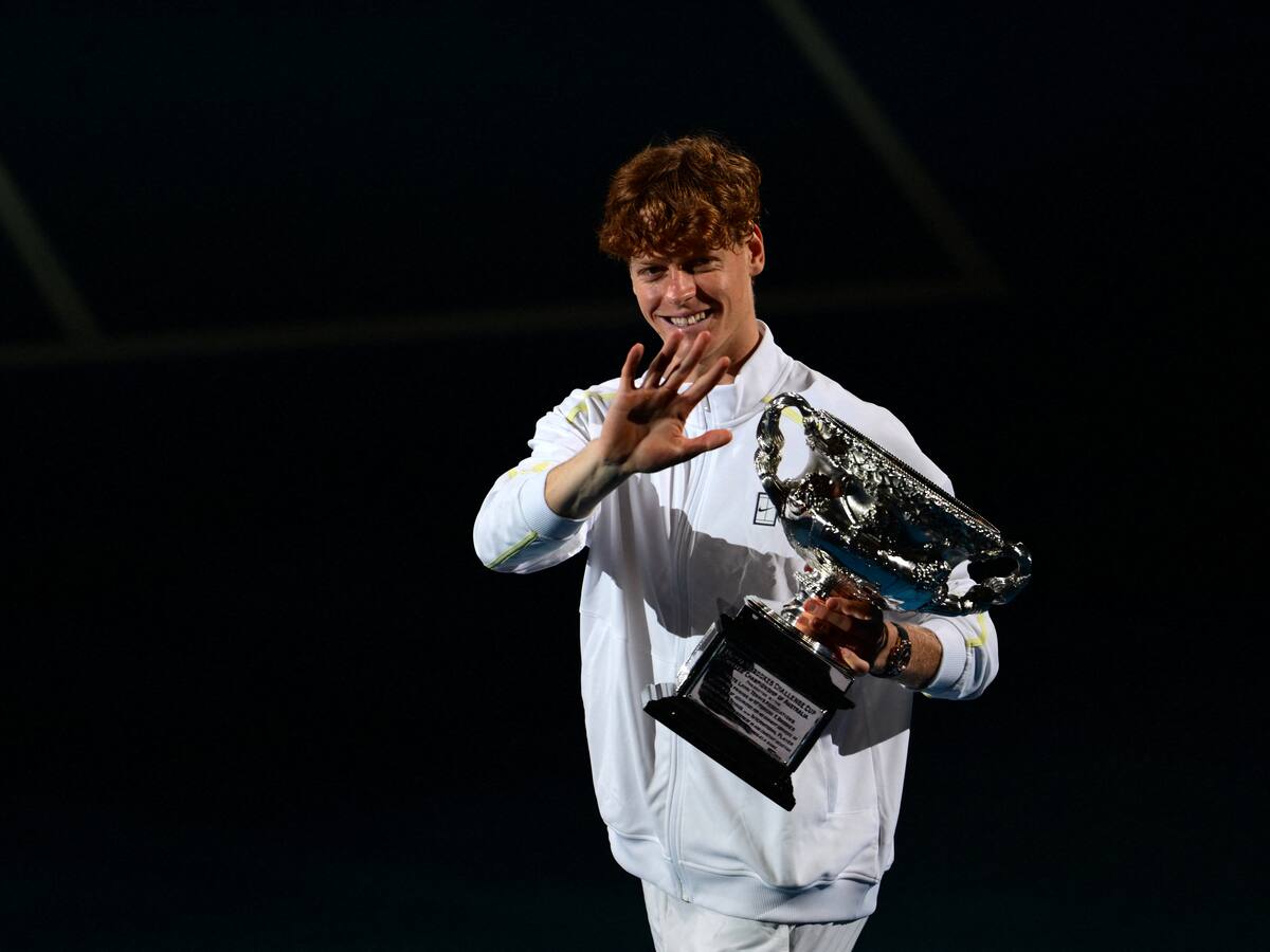 Jannik Sinner, campeón del Abierto de Australia, tras cómoda victoria sobre Alexander Zverev