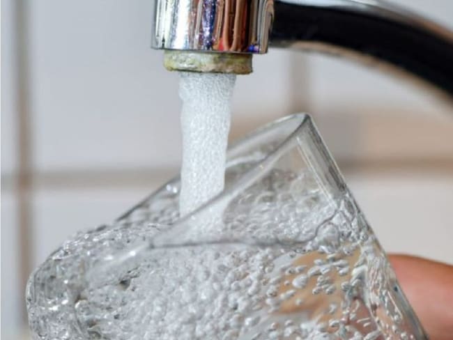 En 3% aumentó consumo del agua en sector residencial por la cuarentena