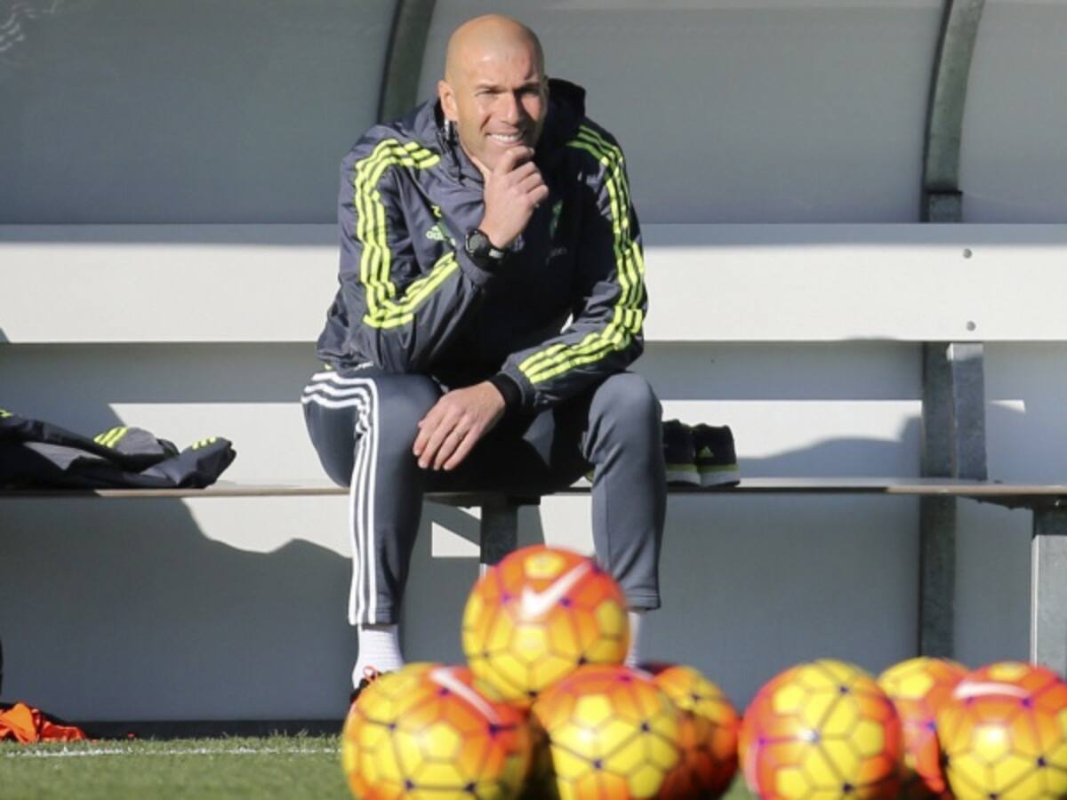 En imágenes: el primer día de Zidane como técnico del Real Madrid