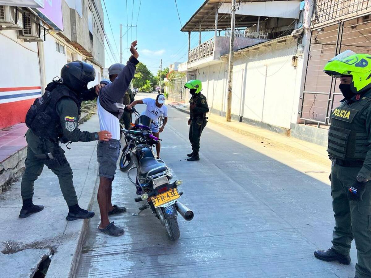 23 personas capturadas y 8 vehículos recuperados reportados como hurtados