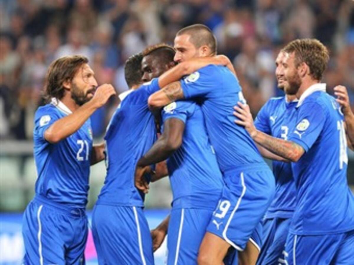 Holanda e Italia son los dos primeros europeos en clasificar a Brasil 2014