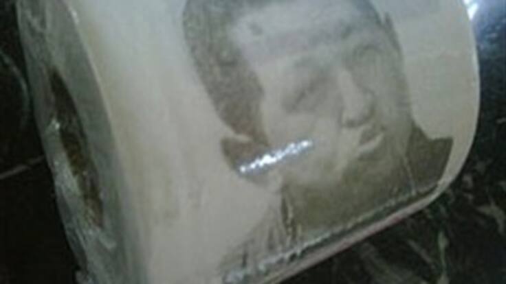 Papel higiénico con cara de Hugo Chávez es un éxito en Miami