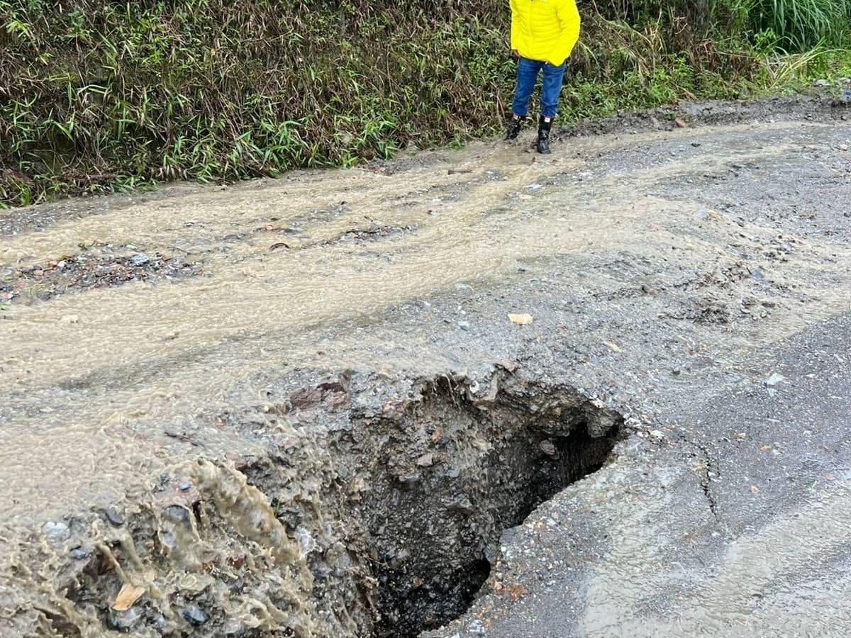 Garagoa avanza en la pavimentación de sus vías urbanas