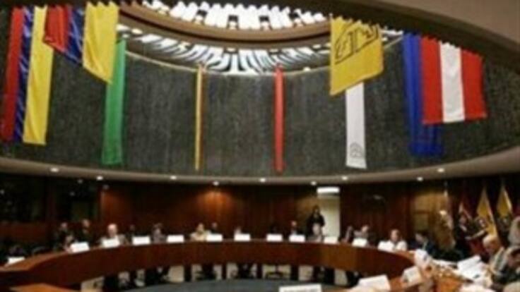 Cancilleres estudian desmonte del Parlamento Andino