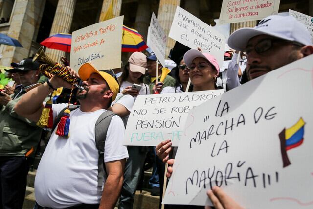 Marcha de la oposición en contra del Gobierno - Colprensa - Mariano Vimos