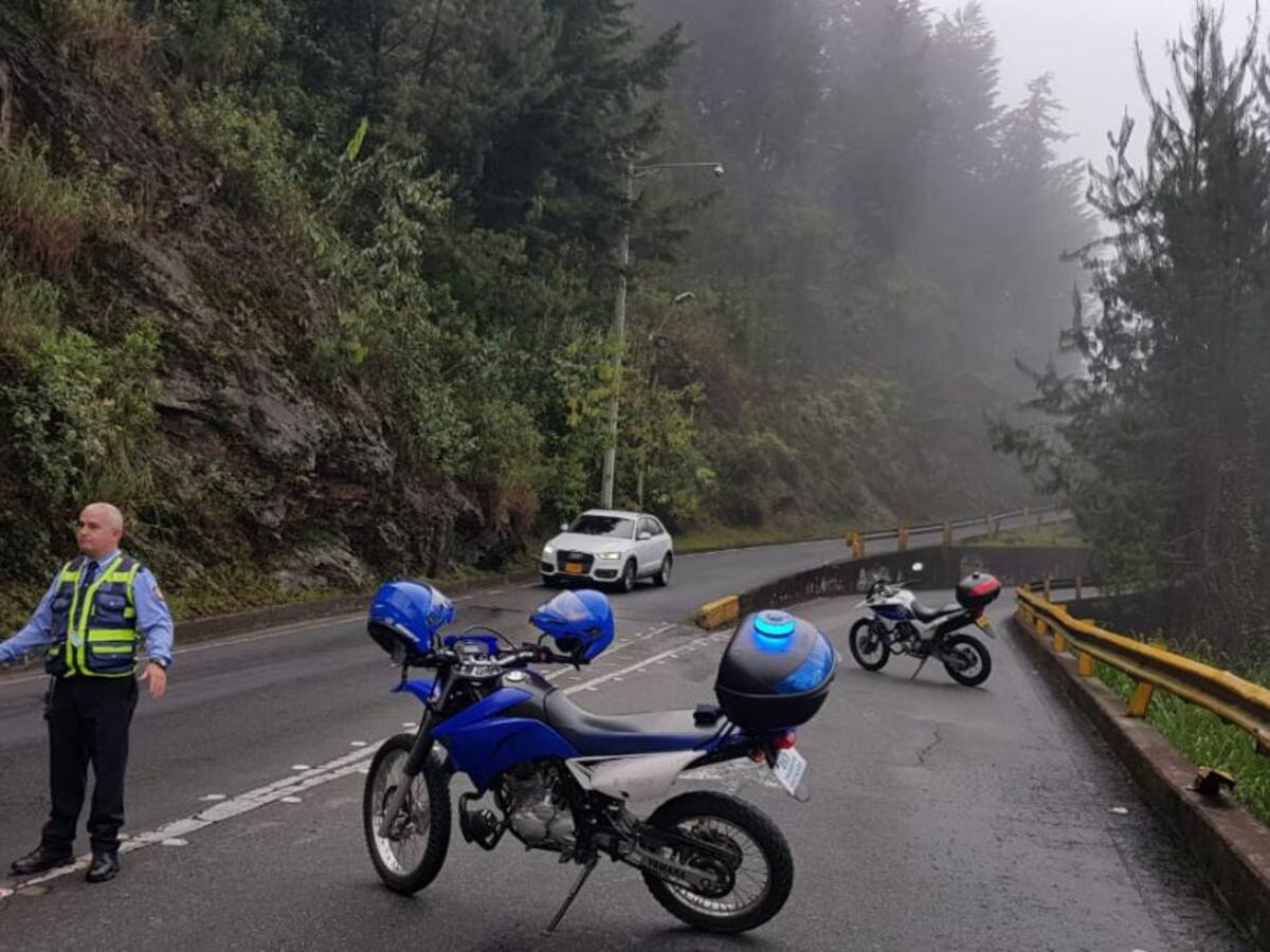 Cerrada la vía el Escobero sector La María