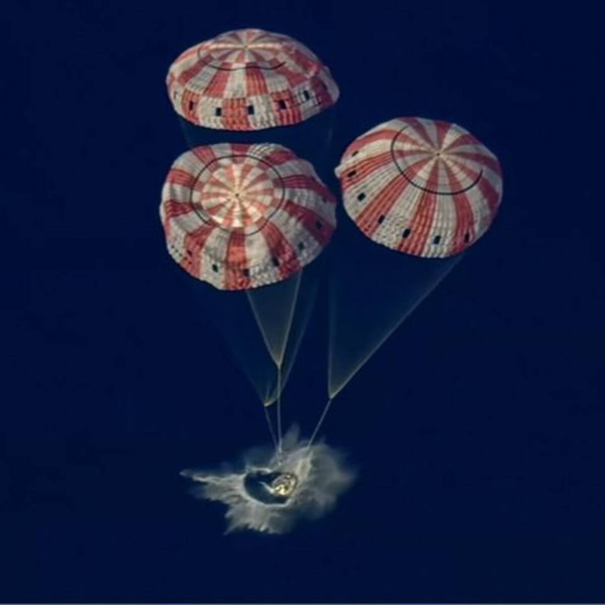 EN VIDEO: Así fue el exitoso amerizaje de Artemis II en el océano Pacífico