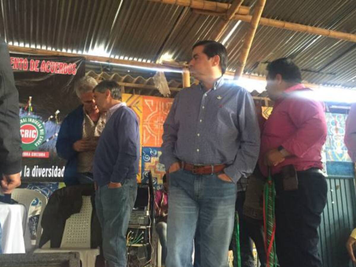 Tres ministros y consejero para el Posconflicto buscan salida al paro en Cauca