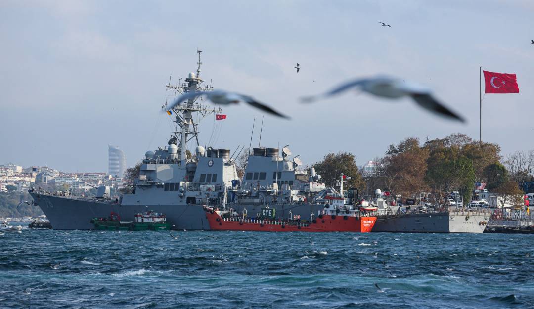 Barco de guerra estadounidense en las costas de Turquía.    Foto: Getty 