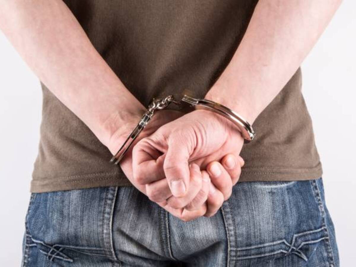 Primer policía en Estados Unidos en ser arrestado por sus vínculos con ISIS