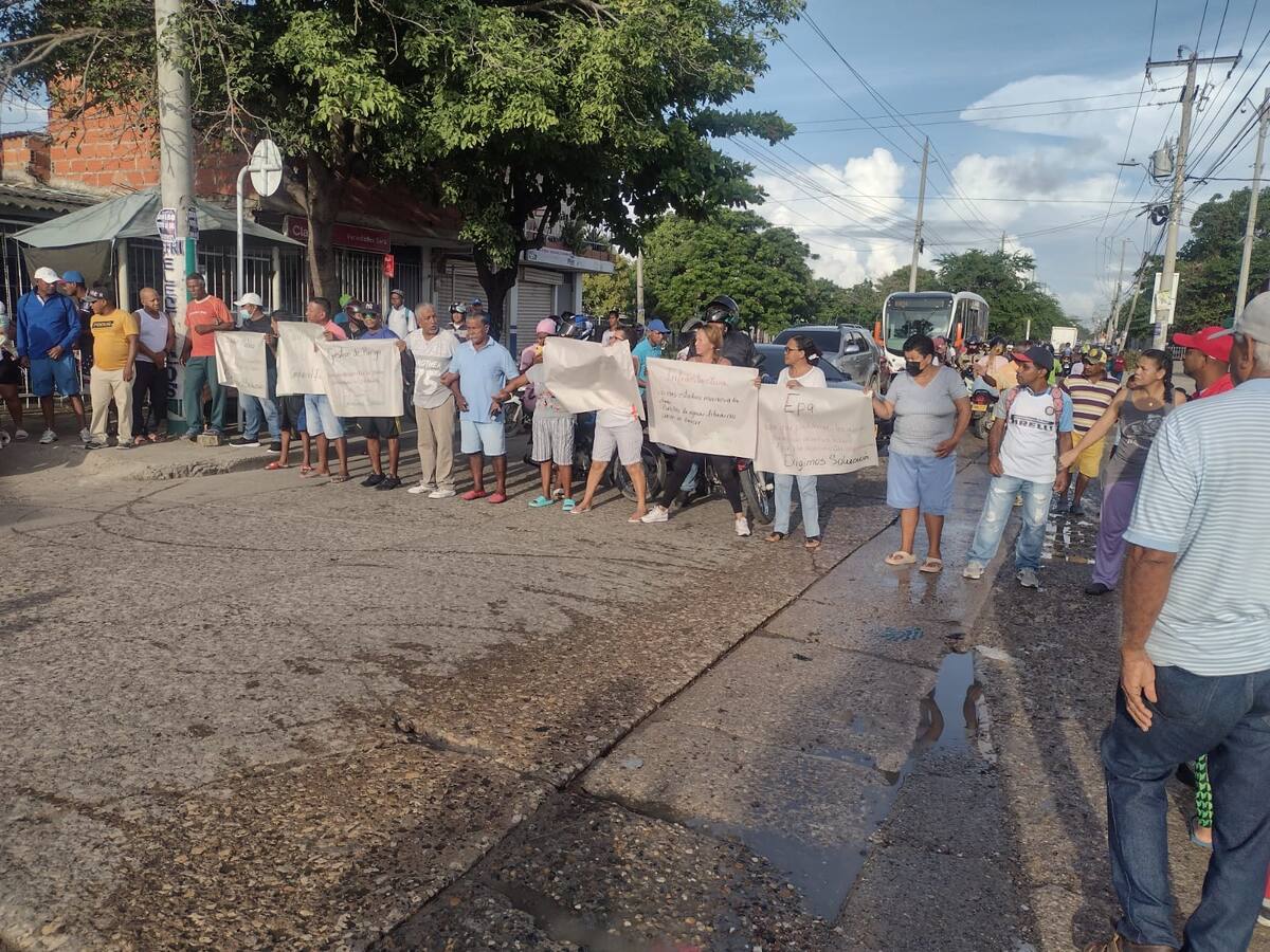 Bloqueos en Olaya buscan cumplimiento de sentencia sobre canal Ricaurte