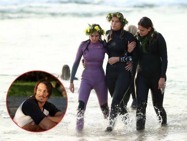 Ellidy Pullin despidiendo a su esposo, quien falleció en Australia. / Getty Images