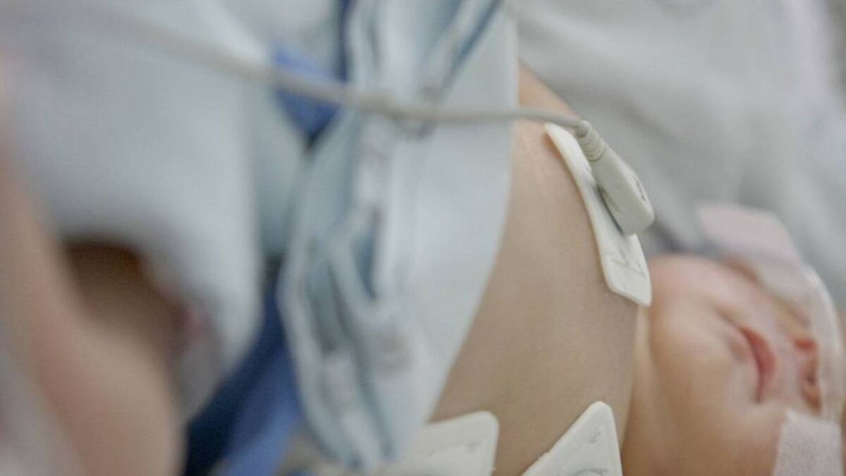 Bajo supervisión de la Defensoría está menor de 7 meses herida en Armenia