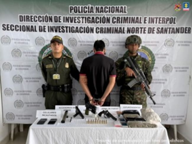 Judicializan a presunto responsable de tráfico de armas y estupefacientes en zona de frontera. / Foto: Fiscalía.