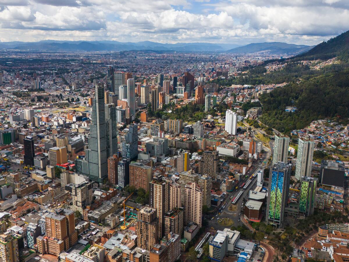 Distrito propone reforma de las alcaldías locales en Bogotá para “mejorar la calidad del gasto”