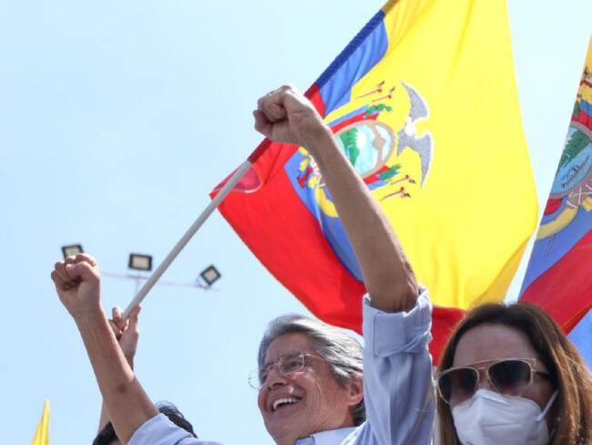 Lasso gana las presidenciales de Ecuador