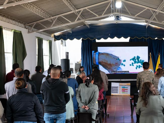 Líderes locales, comunidad minera y Gobierno Nacional acordaron una hoja de ruta para enfrentar la crisis de seguridad, promover la legalidad, fortalecer la inversión social