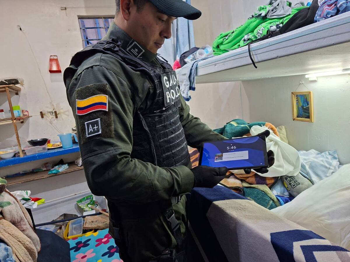 Policía Nacional desmanteló un gran centro operativo de extorsión en la cárcel El Barne de Cómbita