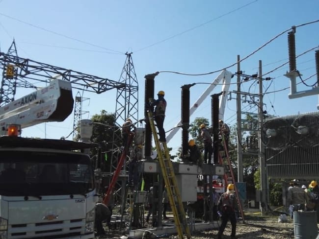 Cens inaugura línea de 115.000 voltios para mejorar el servicio de energía