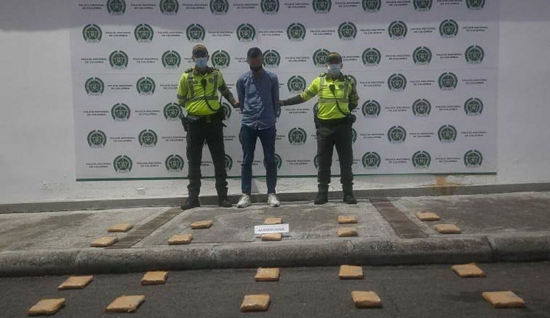 El sujeto fue dejado a disposición de la Fiscalía. 