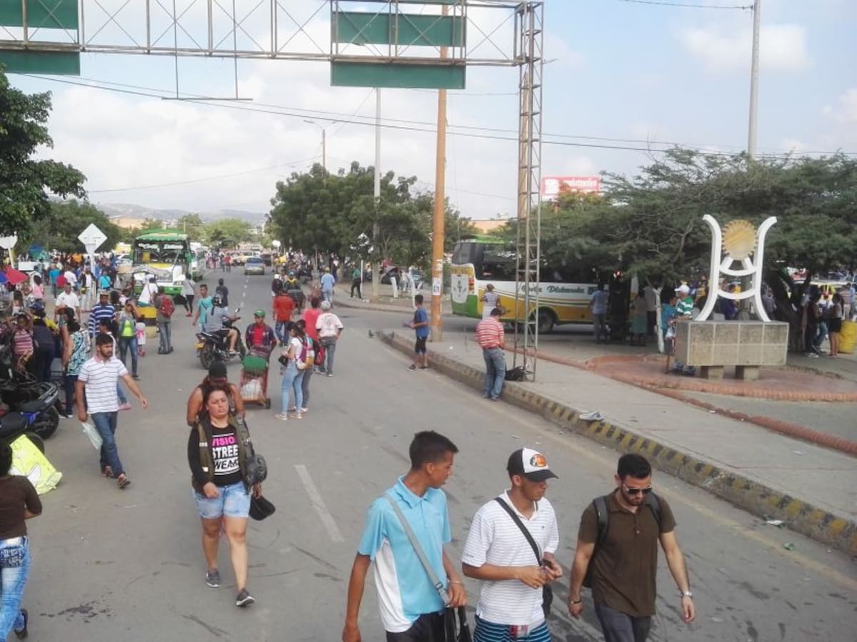 Transportadores critican que en siete años no se organizó la frontera