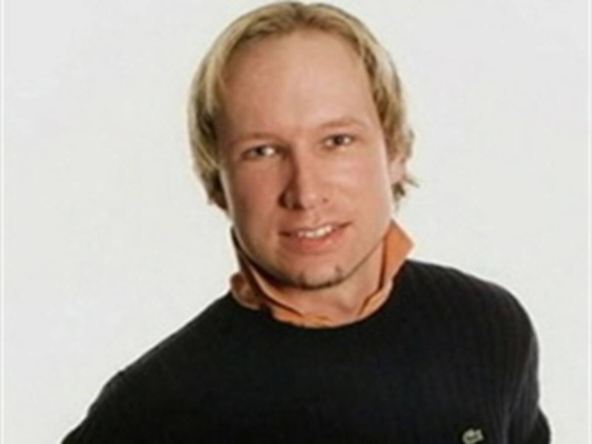 Anders Behring regresó a Utoya para reconstruir la masacre