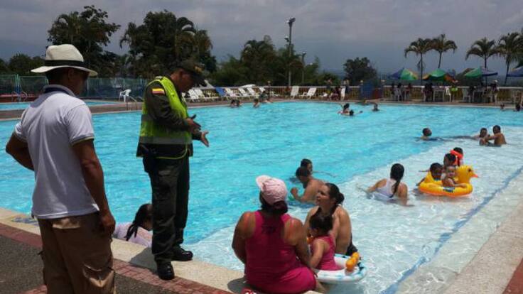 La policía intensifica las campañas en las fincas para evitar ahogados en vacaciones