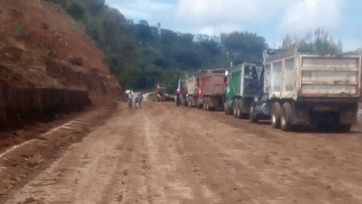 Finalizan obras de remoción de tierra en la vía La Romelia - El Pollo