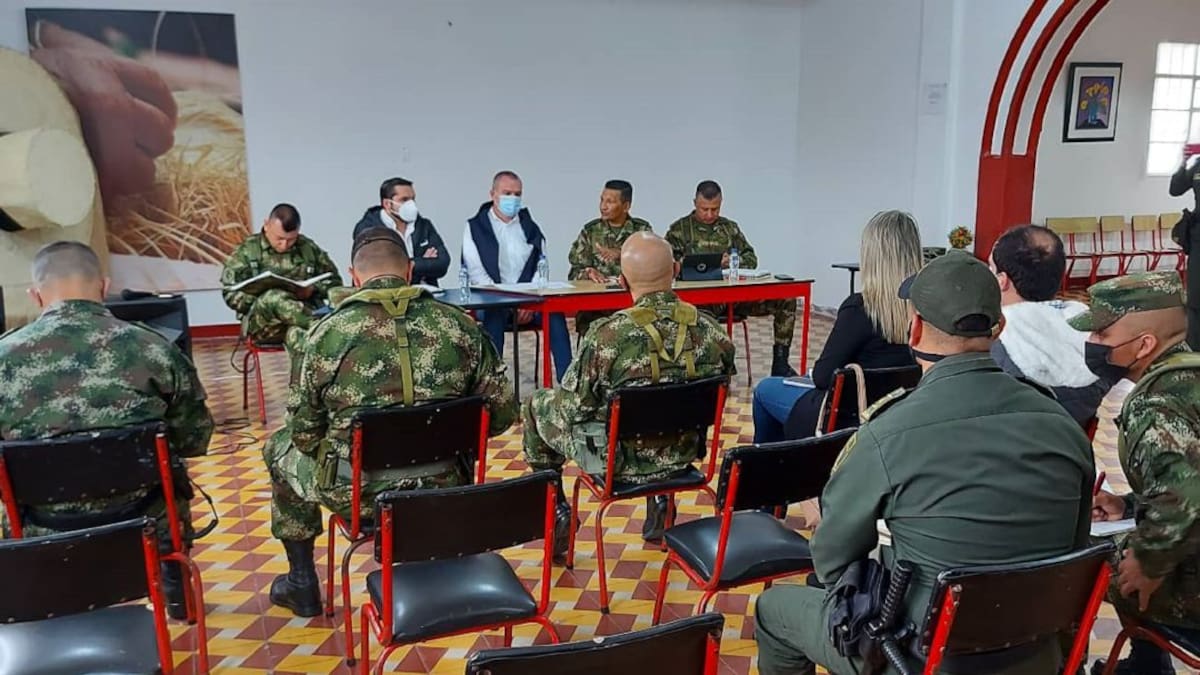 Caldas y Antioquia buscan garantizar la seguridad en la zona limítrofe