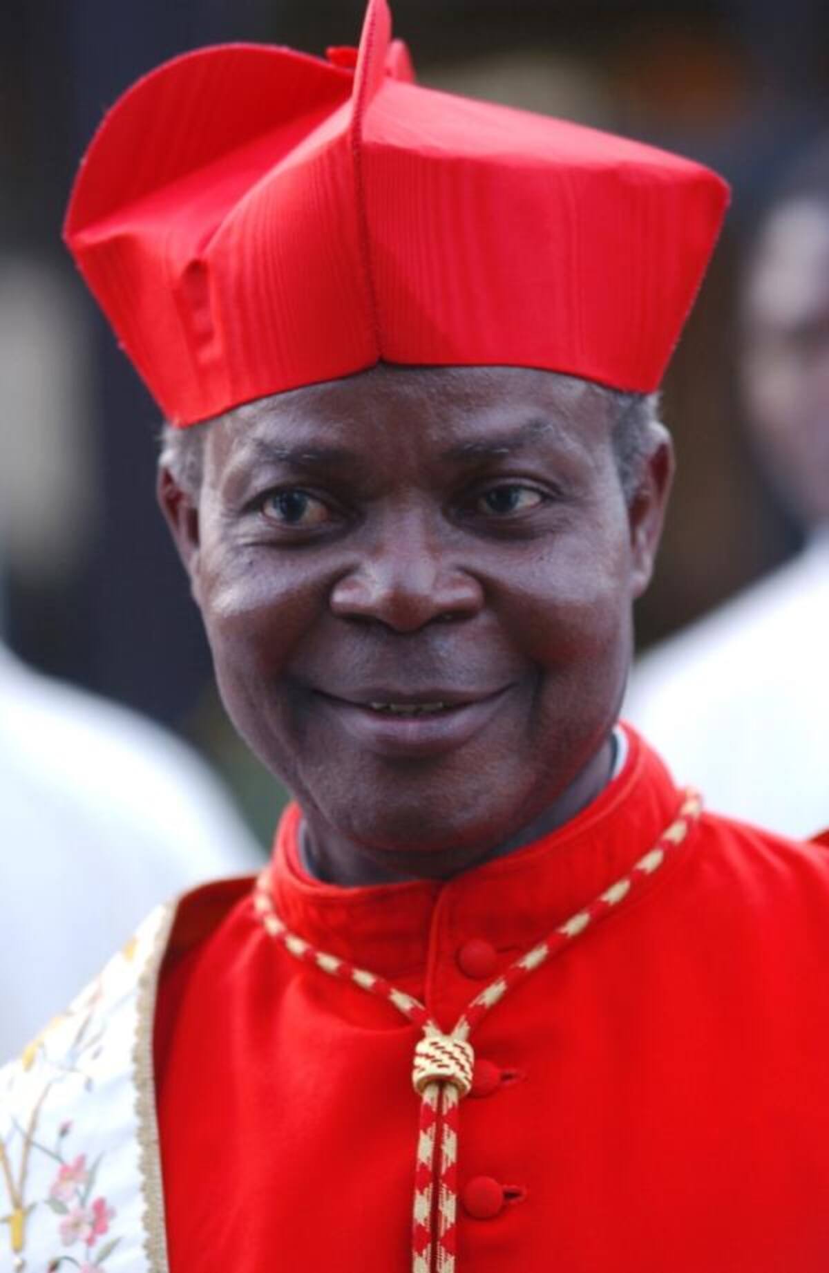 Anthony Olubunmi Okogie, tiene 76 años,  ex Arzobispo de Lagos.