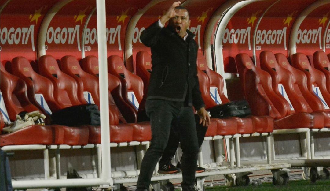 Harold Rivera, técnico de Santa Fe