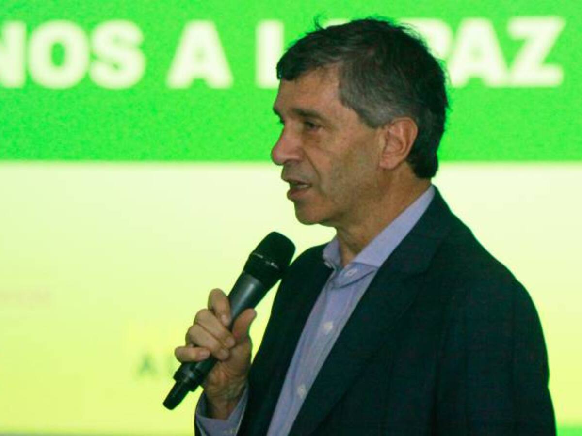 Para enero de 2018 programa de sustitución de cultivos contará con 60 mil familias: Pardo