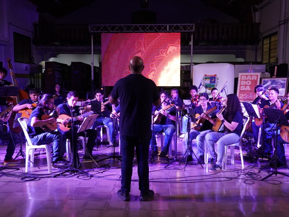 La música de León Cardona volverá a sonar en Bello con un concierto de entrada libre. Foto: Escuela de Música de Bello.