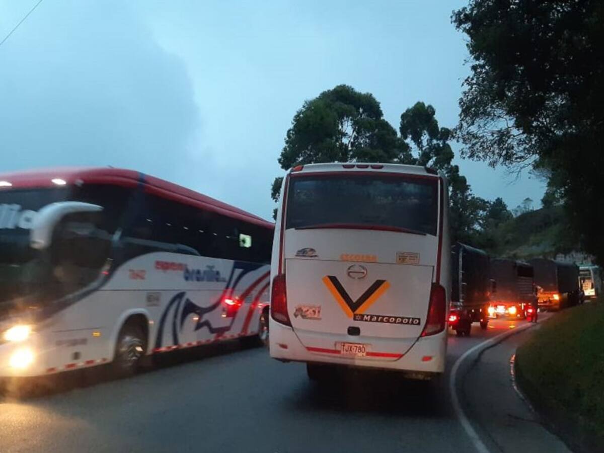 Cierre en la vía Calarcá – Cajamarca por inauguración del Túnel de la Línea