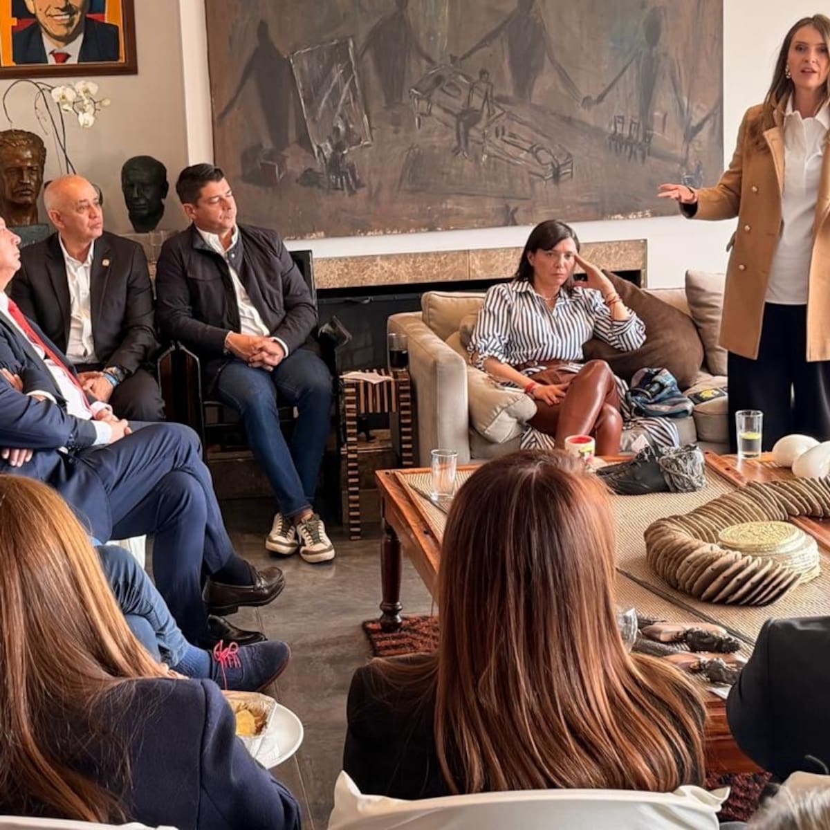 Paloma Valencia se reunió con congresistas liberales para ratificar su apoyo para la Presidencia