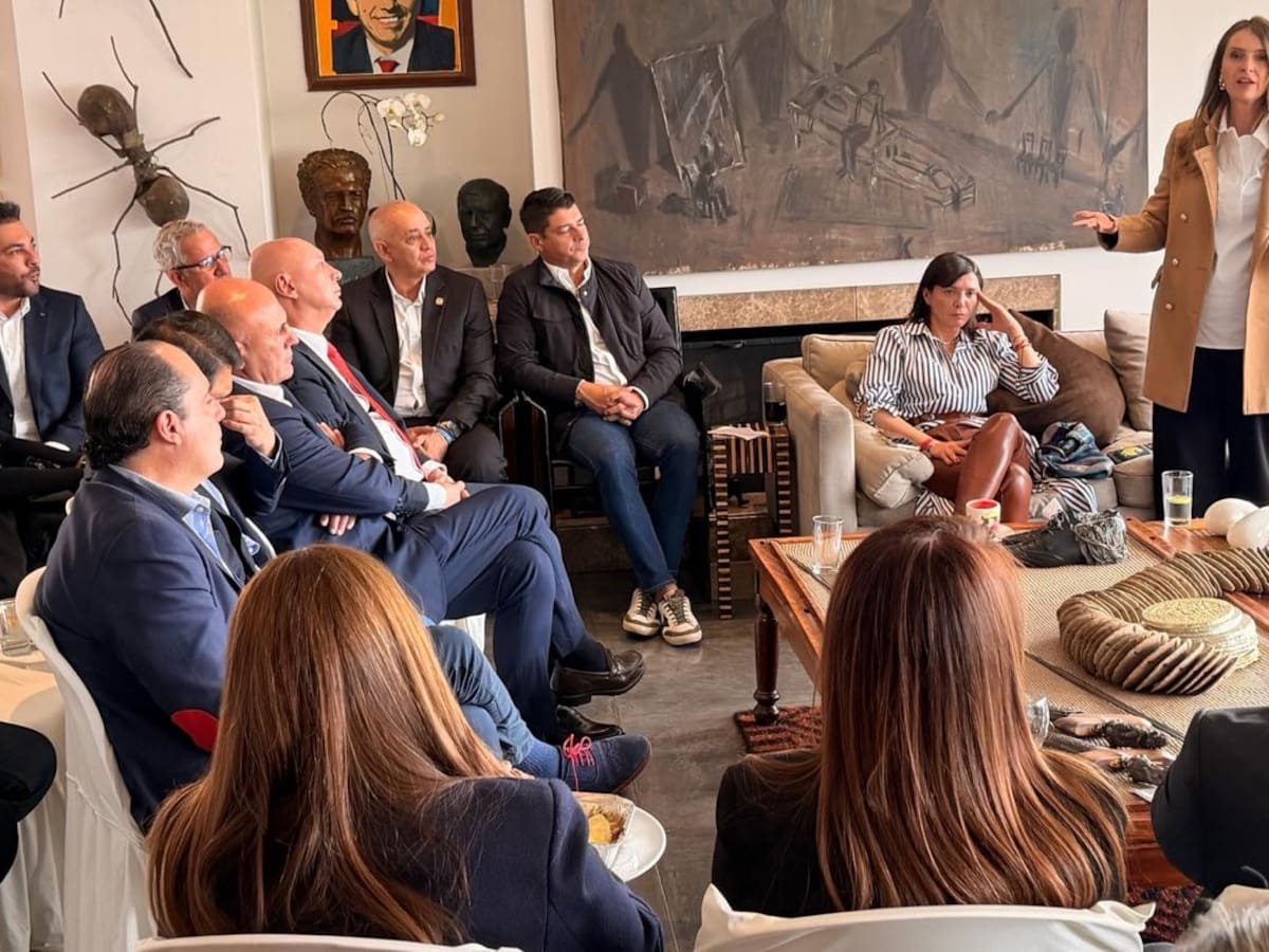 Paloma Valencia se reunió con congresistas liberales para ratificar su apoyo para la Presidencia