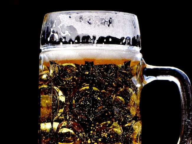 IVA plurifásico a cervezas y bebidas azucaradas daría un billón de pesos