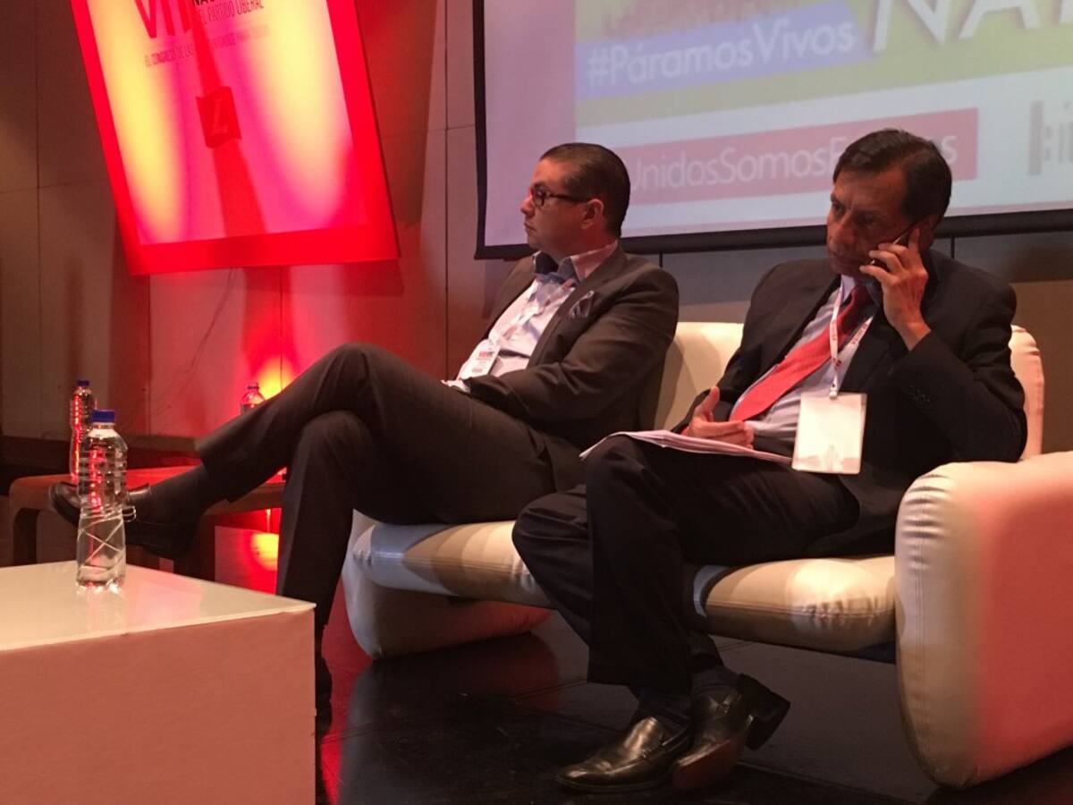 Durante el Congreso Nacional del partido propusieron a César Gaviria como jefe único.