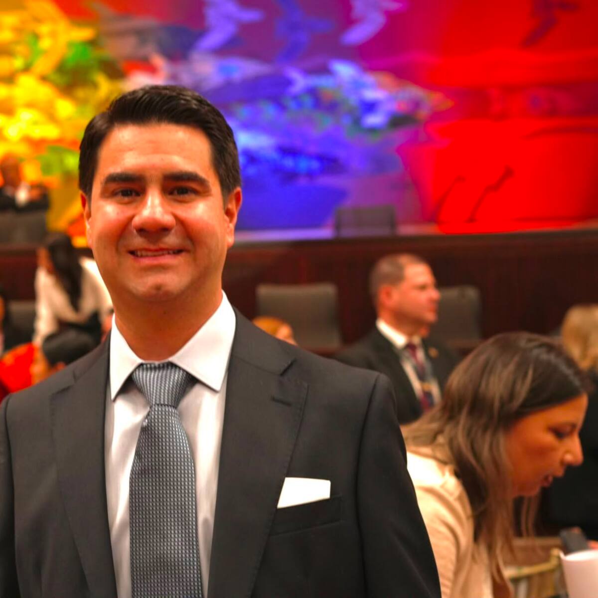 Congresista Simón Molina citó a Daniel Quintero a debate control por deterioro del sistema de salud
