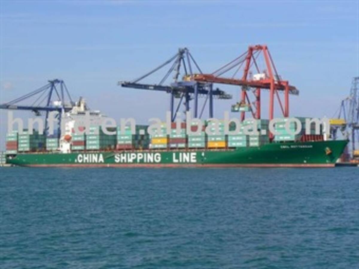 Puerto marítimo de Dalian, China reanuda operaciones dos semanas después del derrame de crudo