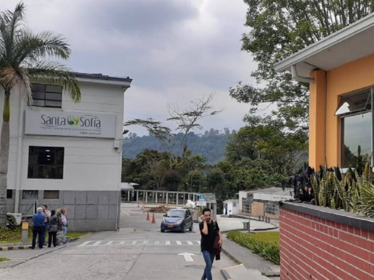 Hospital Santa Sofía restringe servicios a usuarios de Medimás