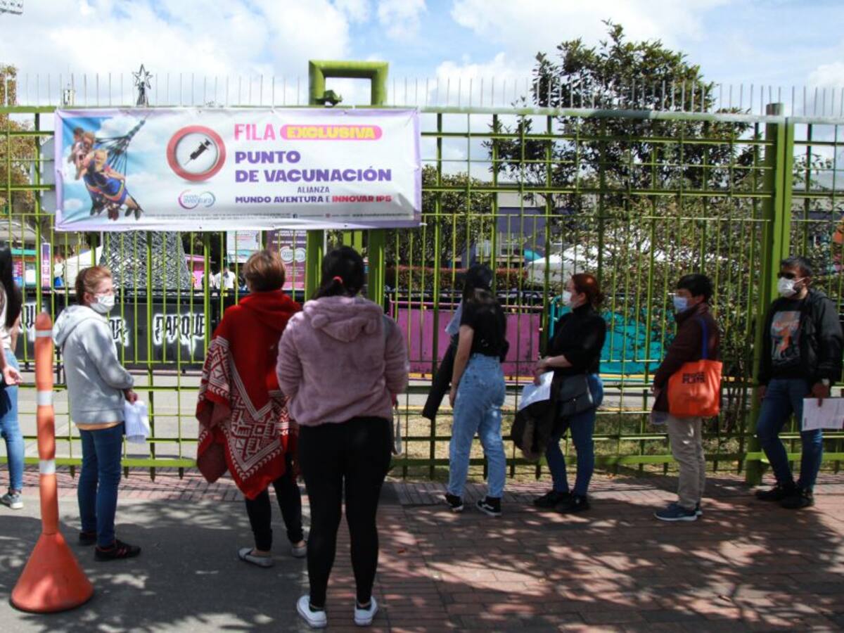 El 4.5% de los jefes de hogar dice no a la vacunación contra el COVID-19