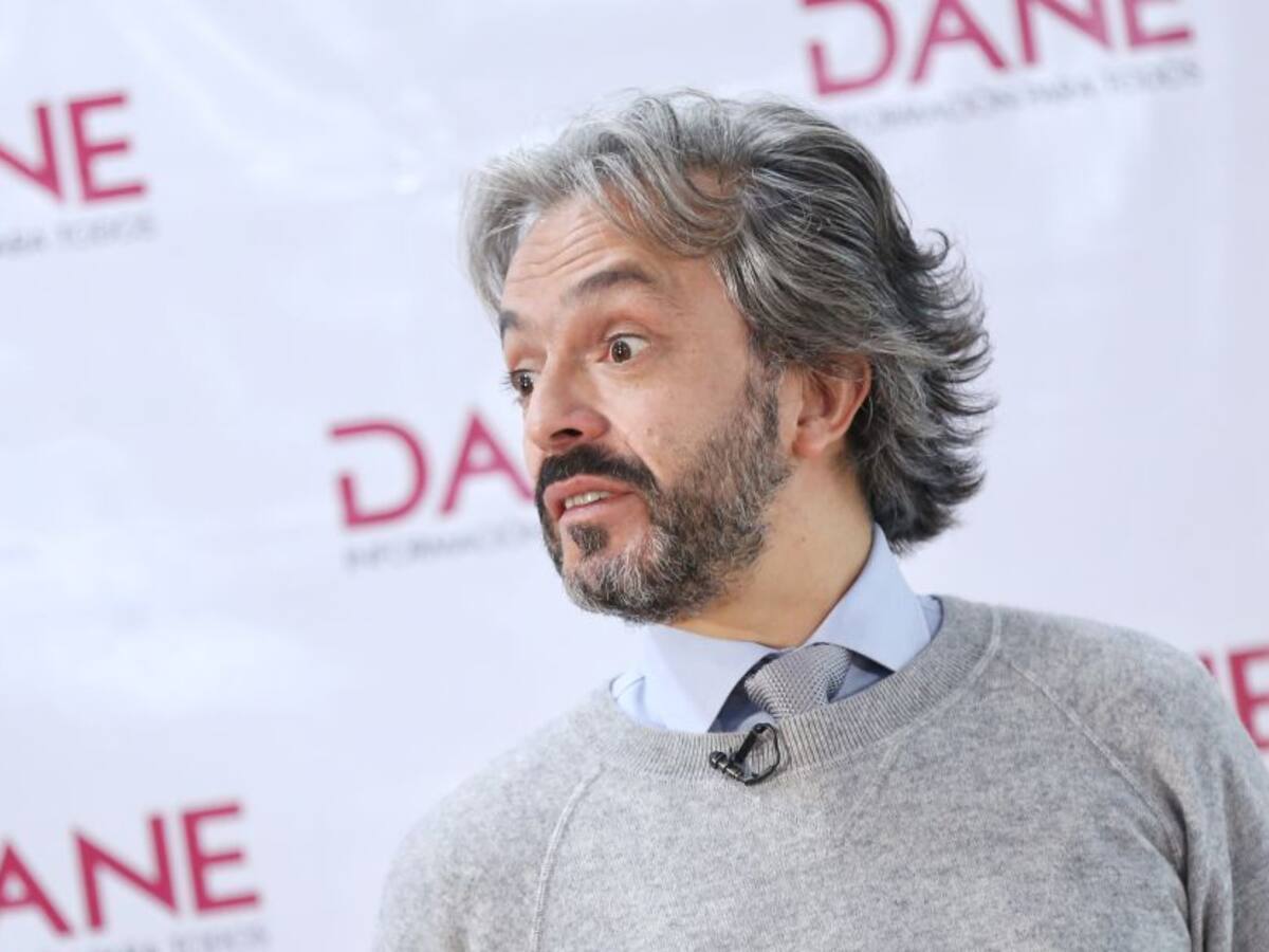 Tasa de desempleo en octubre bajó al 11.8%