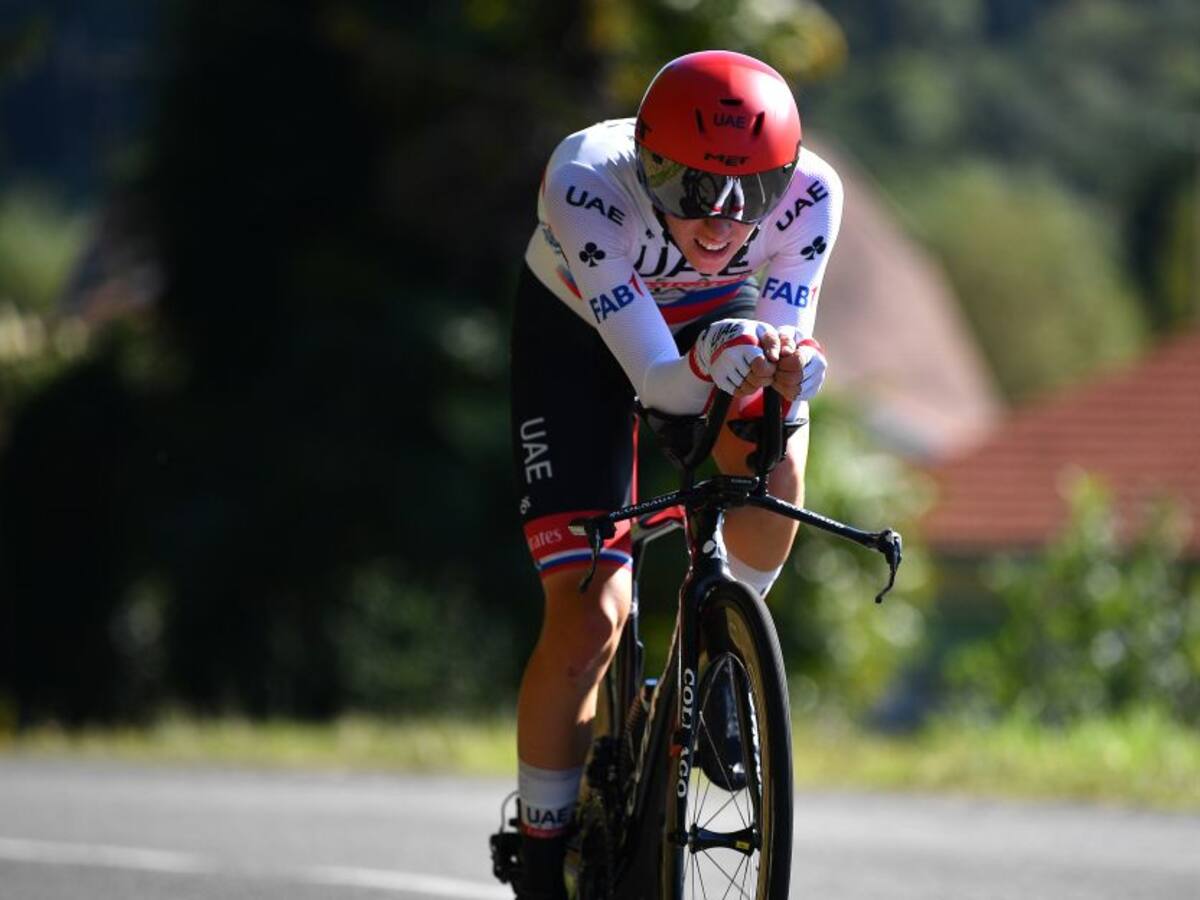 Pogacar revalidó el título nacional de contrarreloj por delante de Roglic