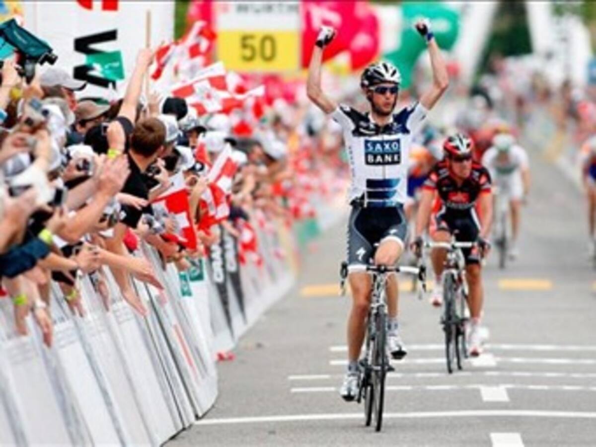 Rigoberto Urán asciende al cuarto lugar en la Vuelta a Suiza