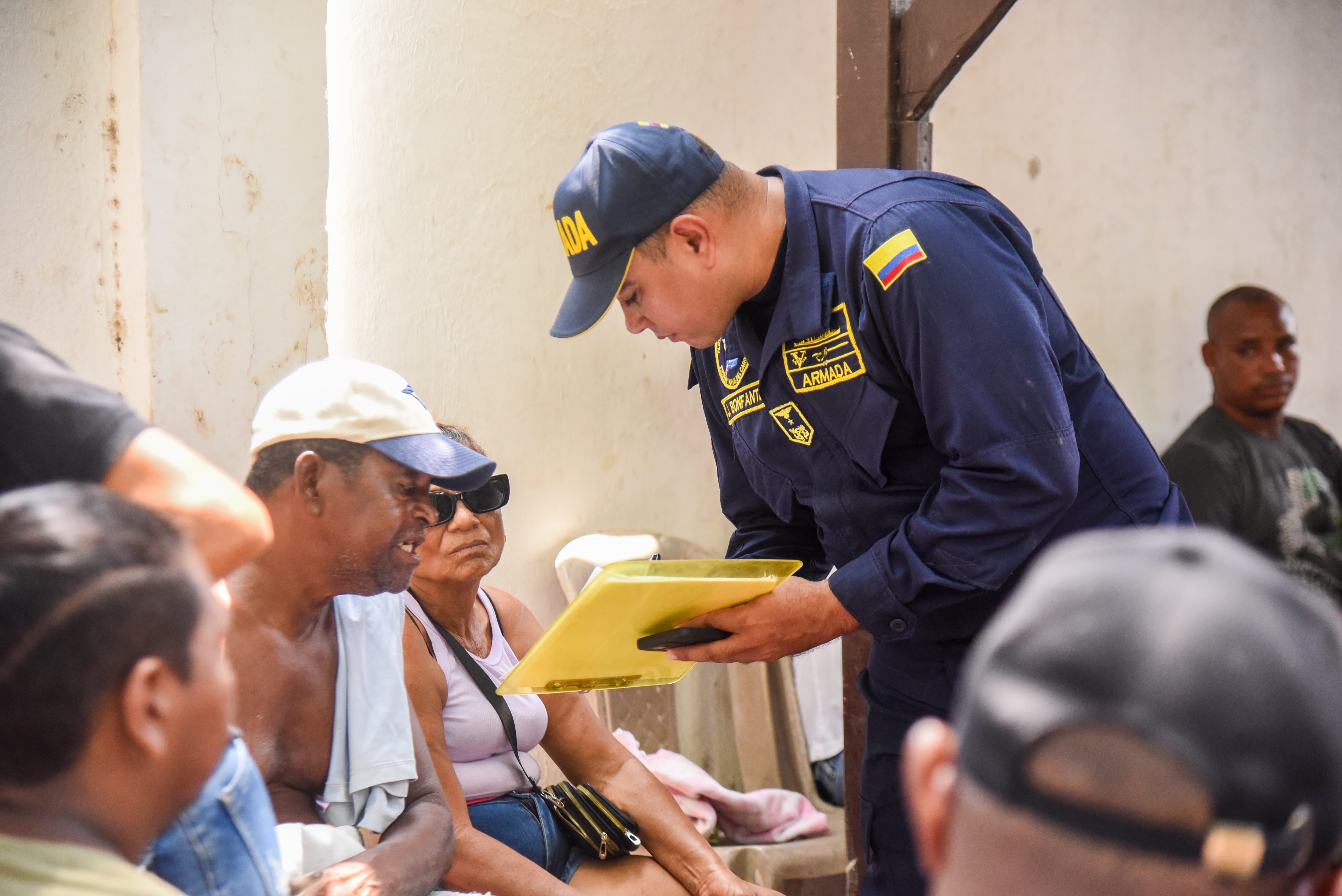 Tierra Bomba recibe jornada de atención humanitaria