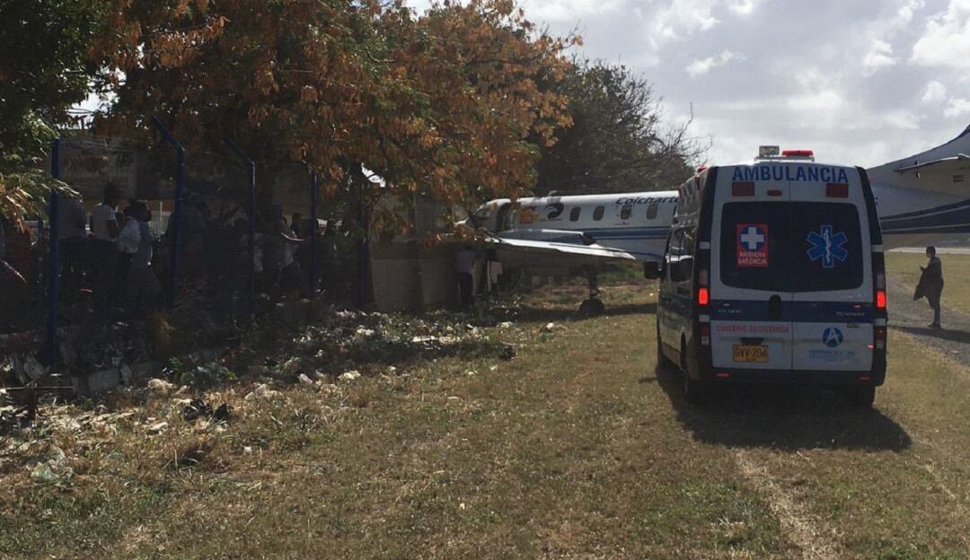Avioneta que se salió de la pista. Cortesía: Aerocivil