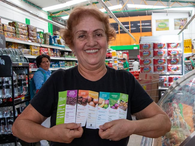 6.928 personas se beneficiarán con el proyecto Bono Alimentario 2024. Foto: Cortesía Alcaldía de Medellín.