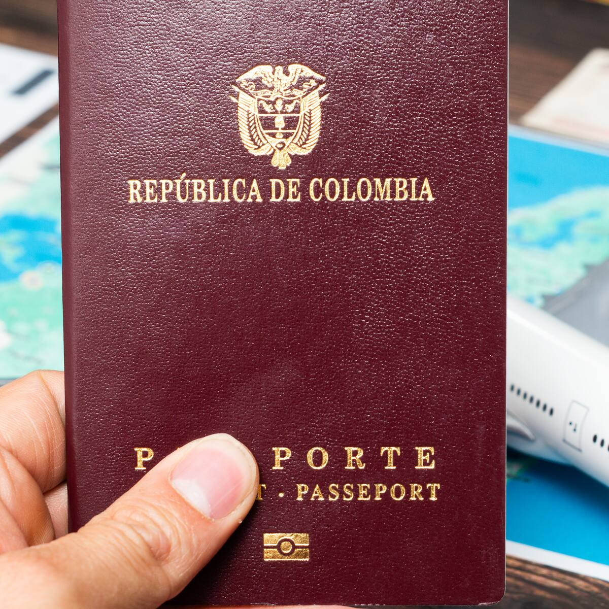 Canciller da parte de tranquilidad sobre pasaportes: no se suspenderá la entrega