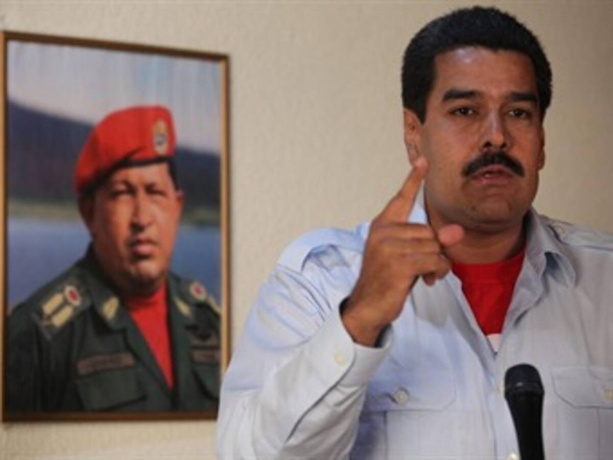 Maduro califica a Capriles de "fascista de rostro nauseabundo"